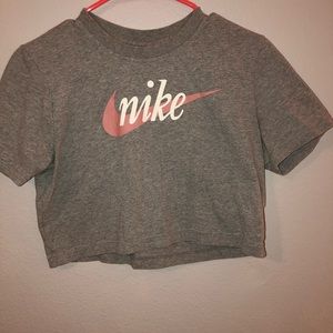 Women's Nike shirt